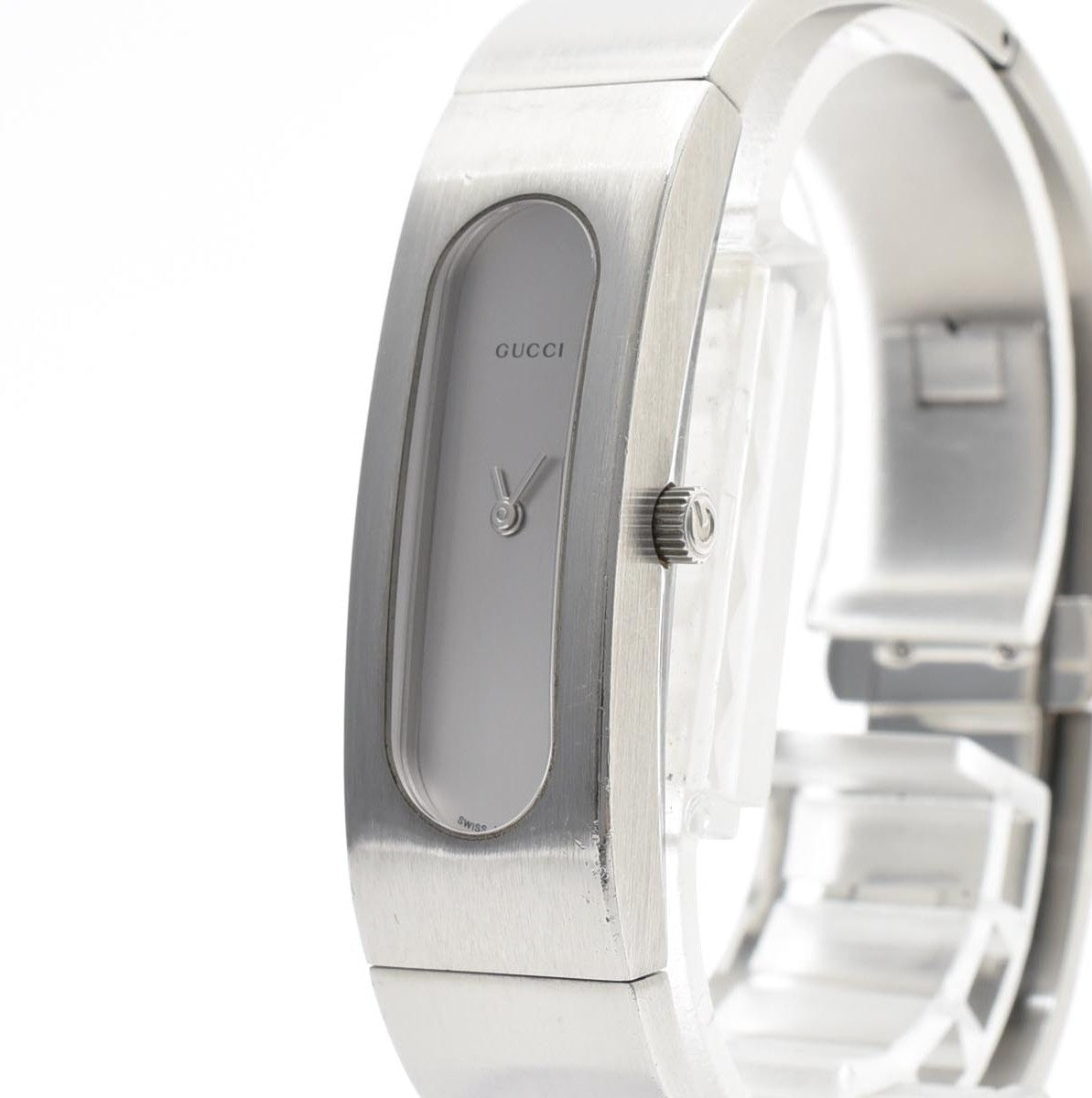 Gucci 2400S bangle watch front view