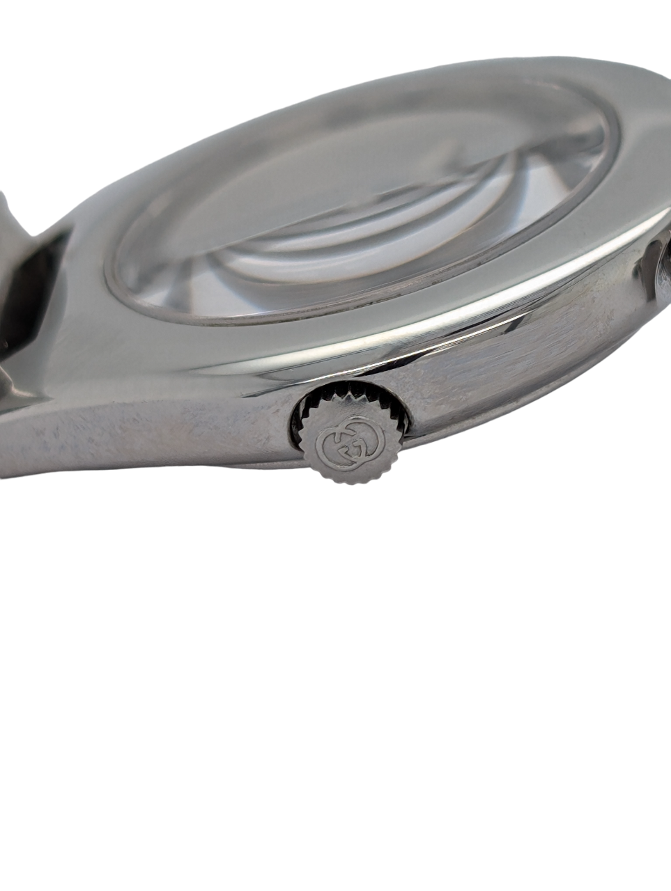 Gucci 6700L caseback