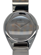 Gucci 6700L stainless steel ladies watch front view